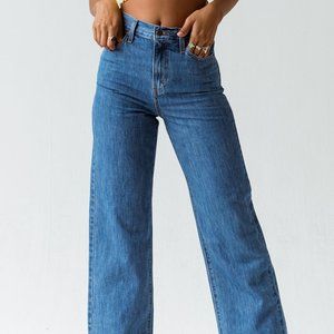 Levi's High Waisted Straight